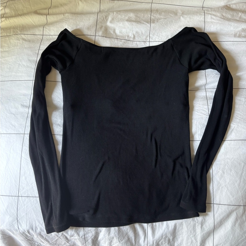 Klassy Network off the shoulder Brami long sleeve top